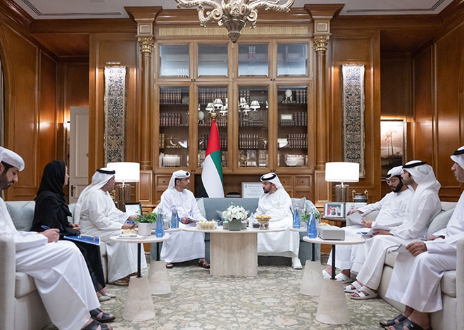 Hamdan bin Zayed receives Abu Dhabi Ports delegation; reviews infrastructure project updates